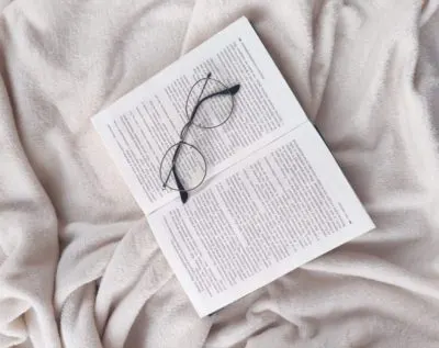 What Is Realistic Fiction, characteristics of realistic fiction, fictional characters