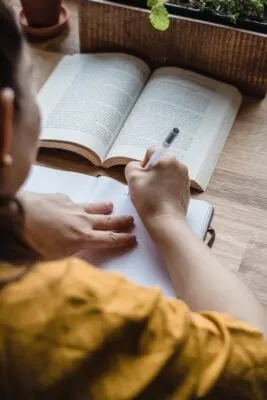 How To Get Reviews On Amazon Books—10 Valuable Ways To Boost Your Rep