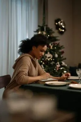 30+ Heartwarming And Fun Christmas Writing Prompts For Adults 2026